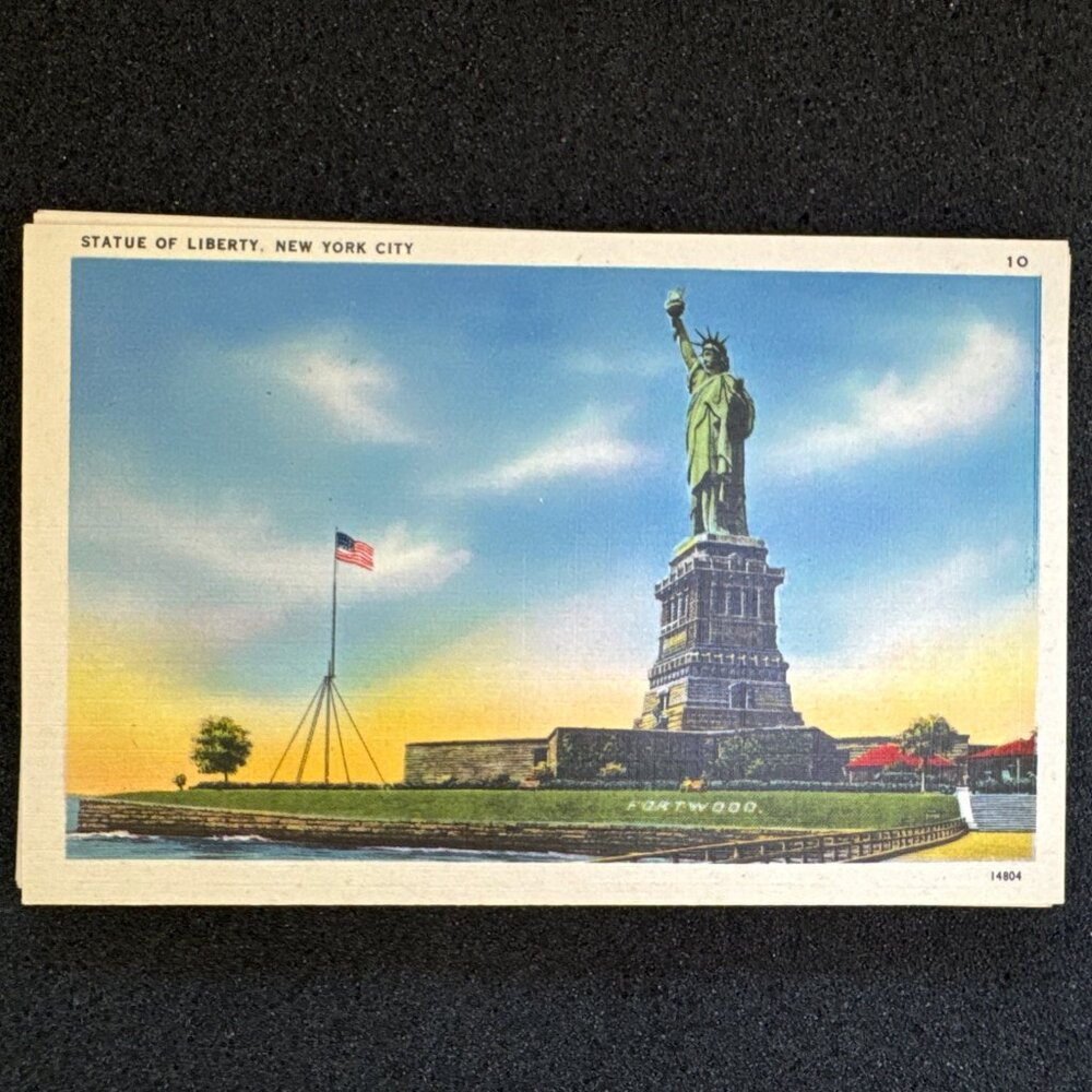 New York City Postcards (17) Views NYC Buildings Vintage Old NY Post Cards 1943 - Picture 15 of 16